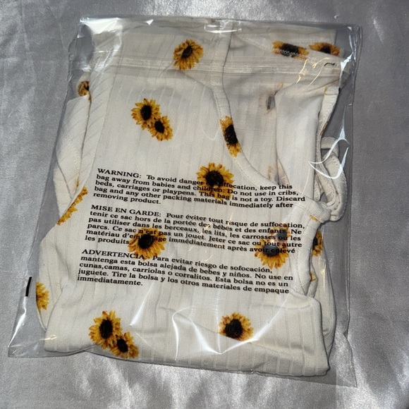Tops - Sunflower Print Tee - Keyhole Bow-Tie Neck - Floral